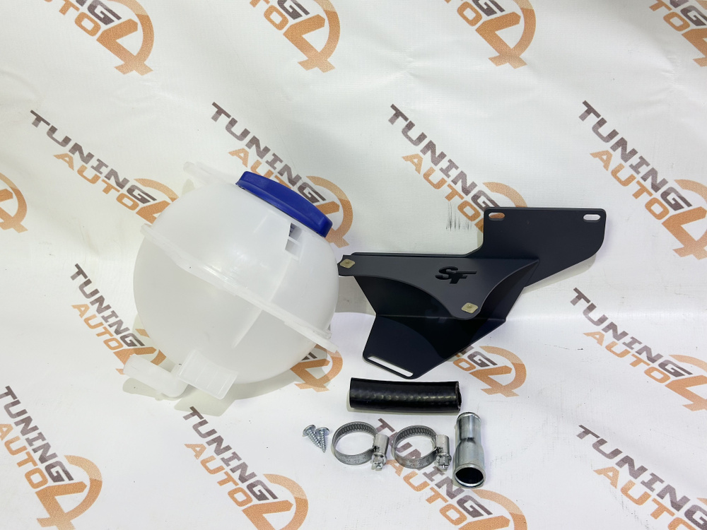 Комплект расширительного бачка для Шеви Нивы 2123, Travel (бачок ...