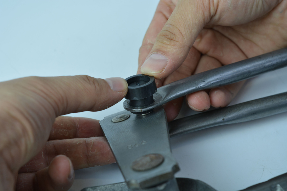 Универсальный ремкомплект втулок-шарниров трапеции стеклоочистителя ...