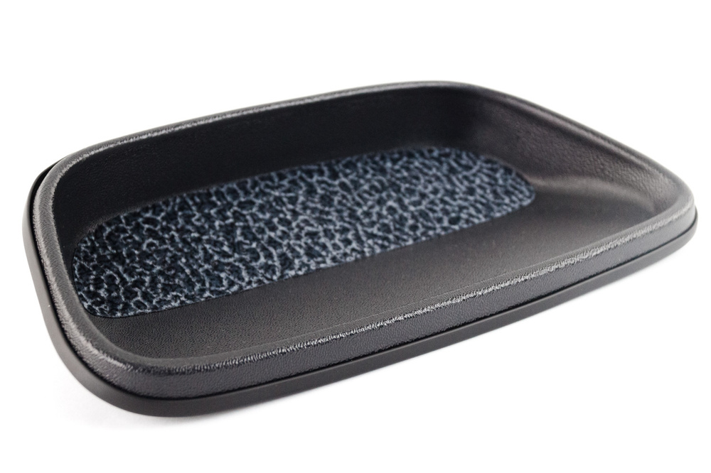 Накладка-полка на панель приборов для Лада Гранта купить по доступной ...