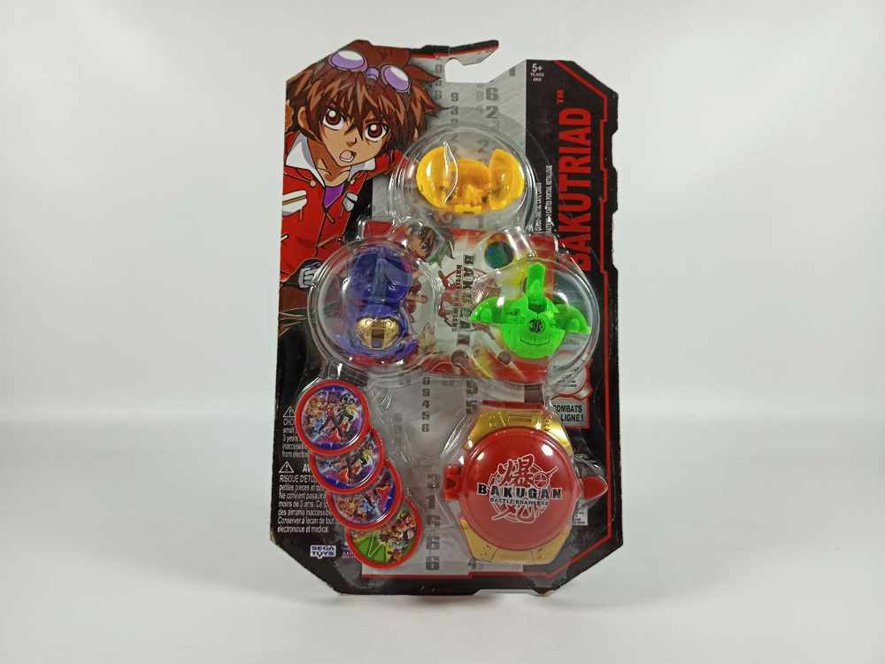 Игровой набор Bakugan их 3х бакуганов и пусковым устройством.  #1