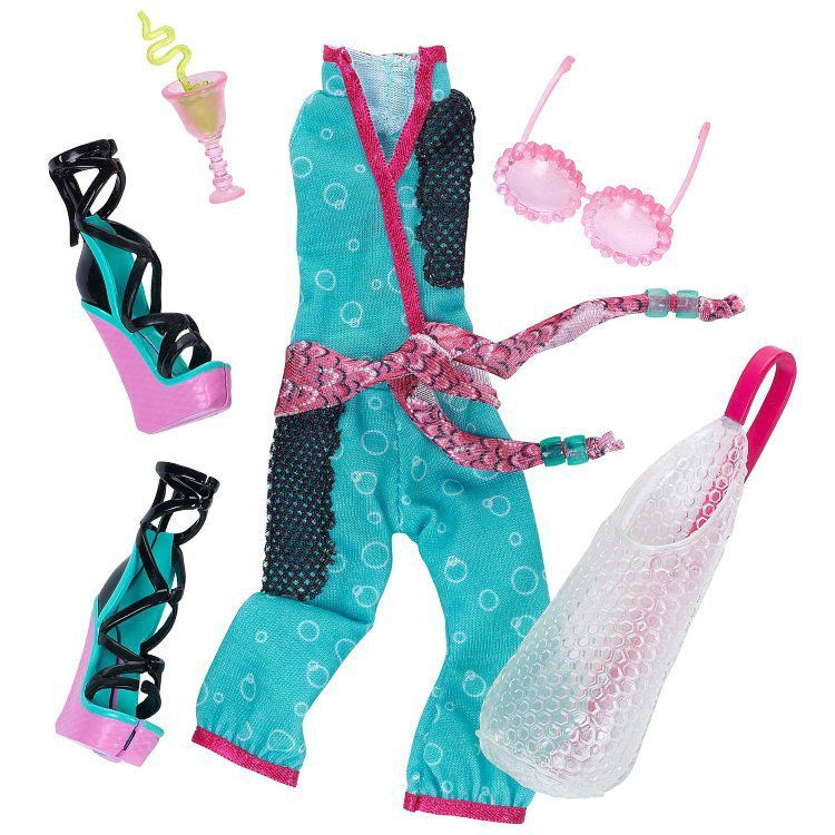 Одежда и аксессуары для кукол Monster High