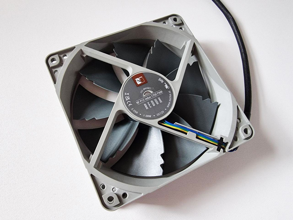 Вентилятор Noctua NF-P12 redux-1700 PWM 120x120x25 - купить кулер по ...