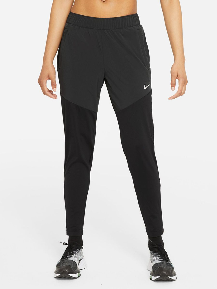 Nike essential clearance