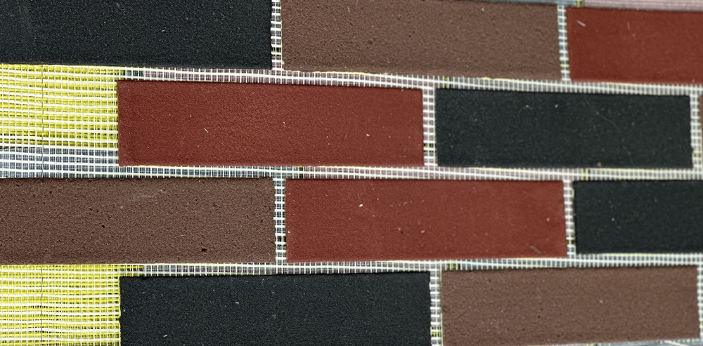 Гибкий кирпич на сетке 90*60 см (0,54 м2). Декоративный камень для фасада и интерьера. Цвет: черно-бордово-коричневый. #1