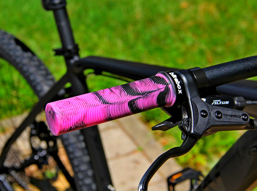 Pink bike shop grips