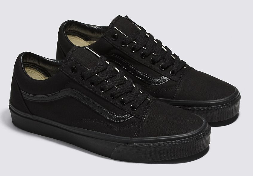 All black nike vans hotsell