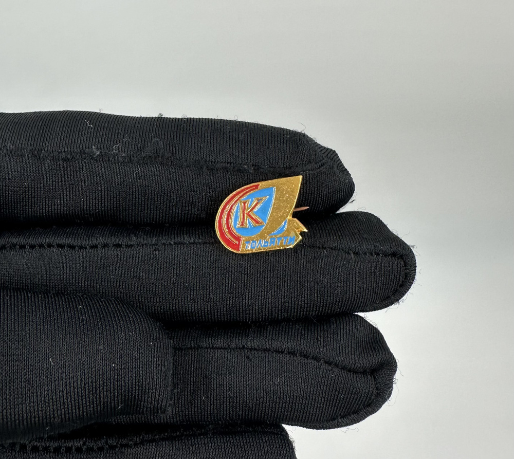 Значок СК-ВАЗ Тольятти Размер 1х1 см СССР - купить с доставкой по ...