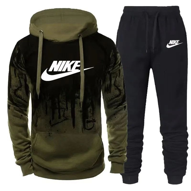 Костюм спортивный Nike #1