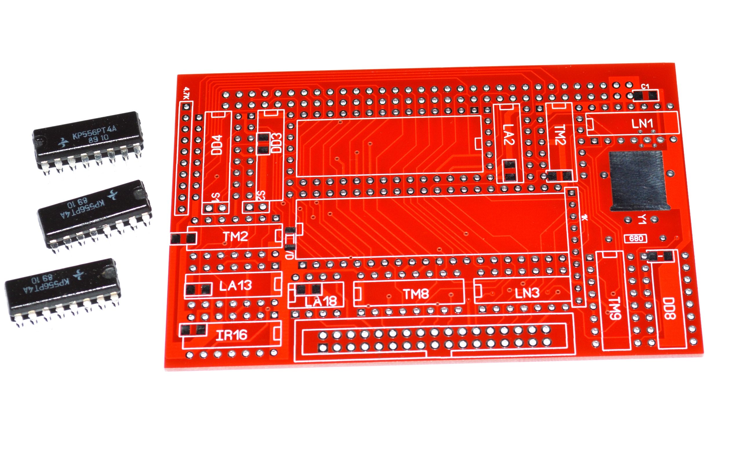 ここちゃんマン　さま ZX Spectrum Контроллер НГМД Red & 3 ППЗУ КР556РТ4 купить на OZON