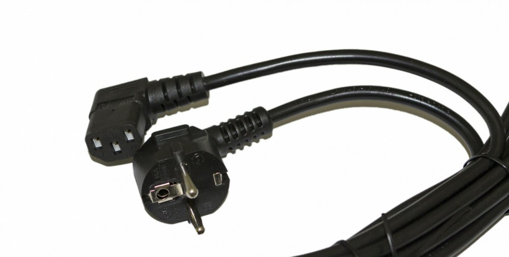 Hyperline iec c13. Hyperline iec c13