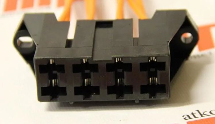 Блок предохр. 2106 (Б) н/о - купить по низкой цене в интернет-магазине OZON (103