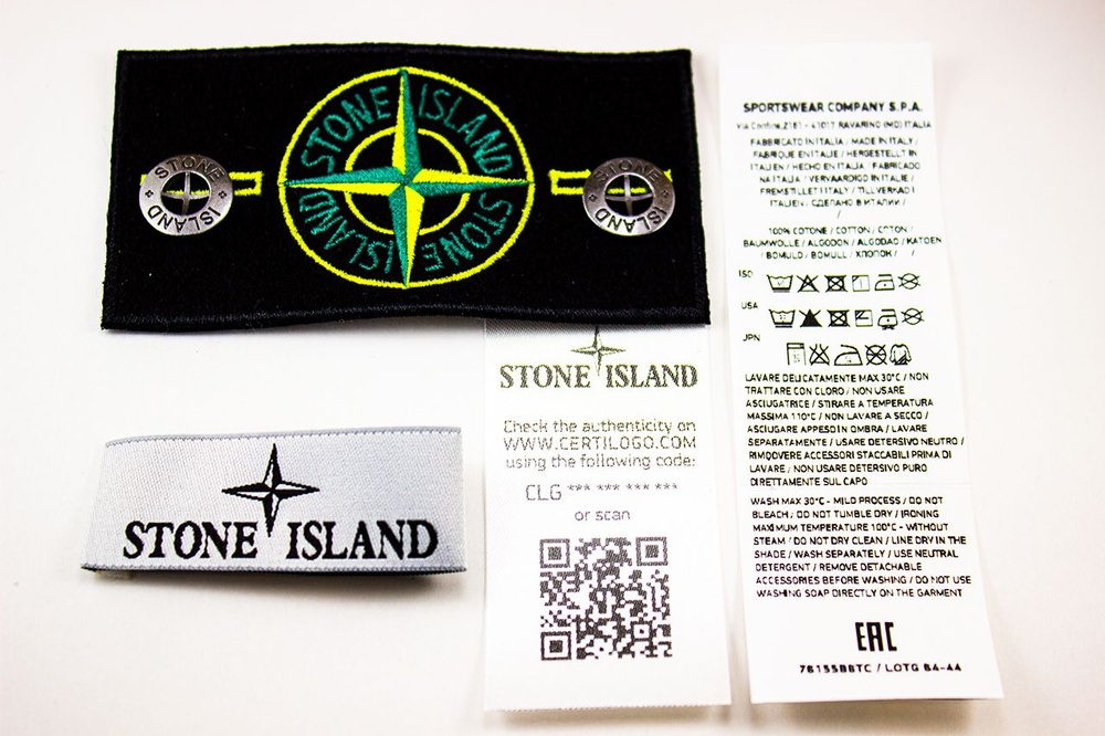 Купить патч stone. Оригинальная нашивка Stone Island. Патч нашивка Stone Island. Бирка оригинального стон Исланд. Stone Island бирки оригинал.
