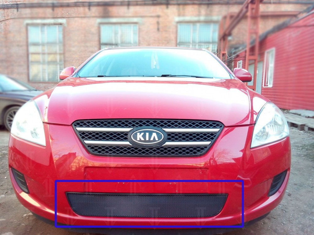 Защитная сетка радиатора черная Kia Ceed (2006-2010) / съемная решетка ...