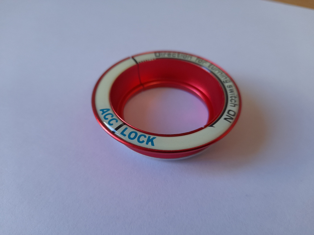 Кольцо замка зажигания декоративное с фосфорной подсветкой красное на ...