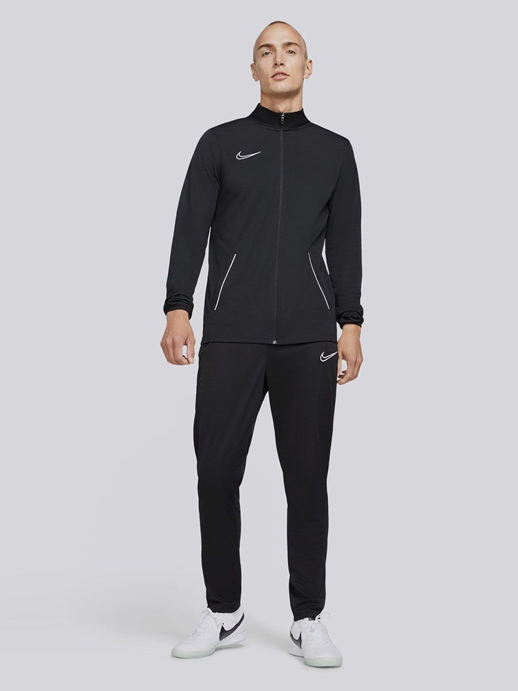 Suits nike on sale