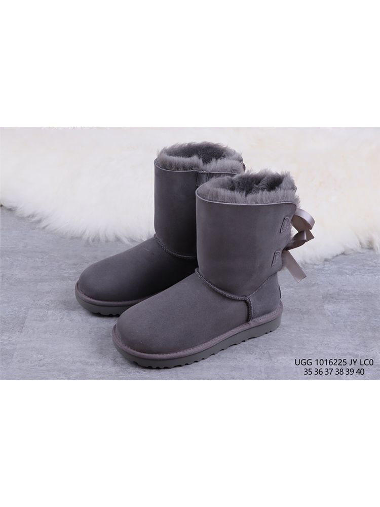 Ugg bailey bow clearance 40