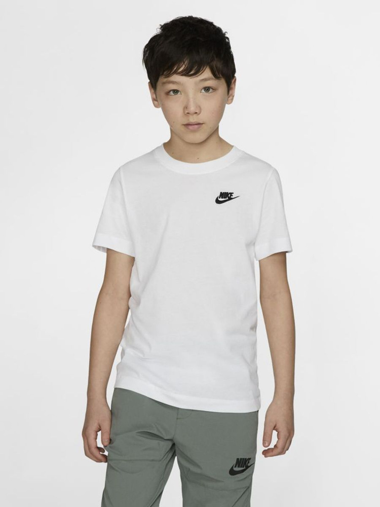 Футболка Nike B Nsw Tee Emb Futura #1