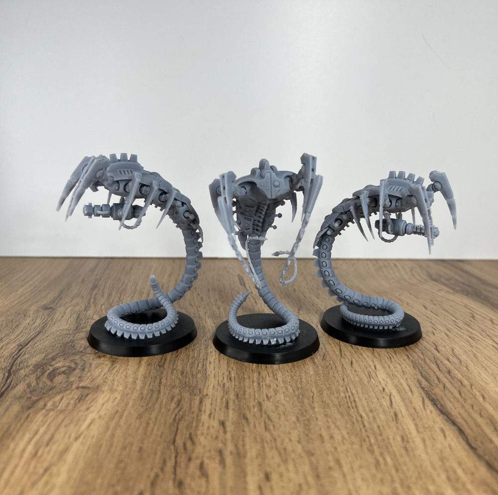 Warhammer 40000 Necron Canoptek Wraiths / Набор миниатюр для настольной игры