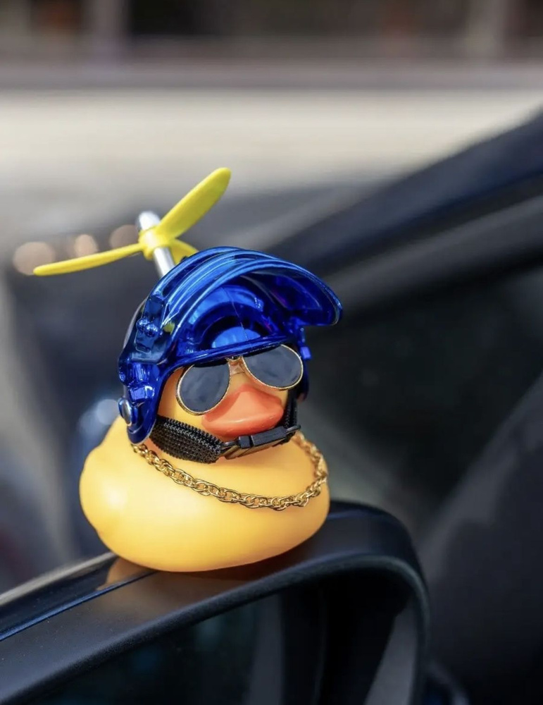 Игрушка утенок на панель авто в шлеме - купить по выгодным ценам в ...
