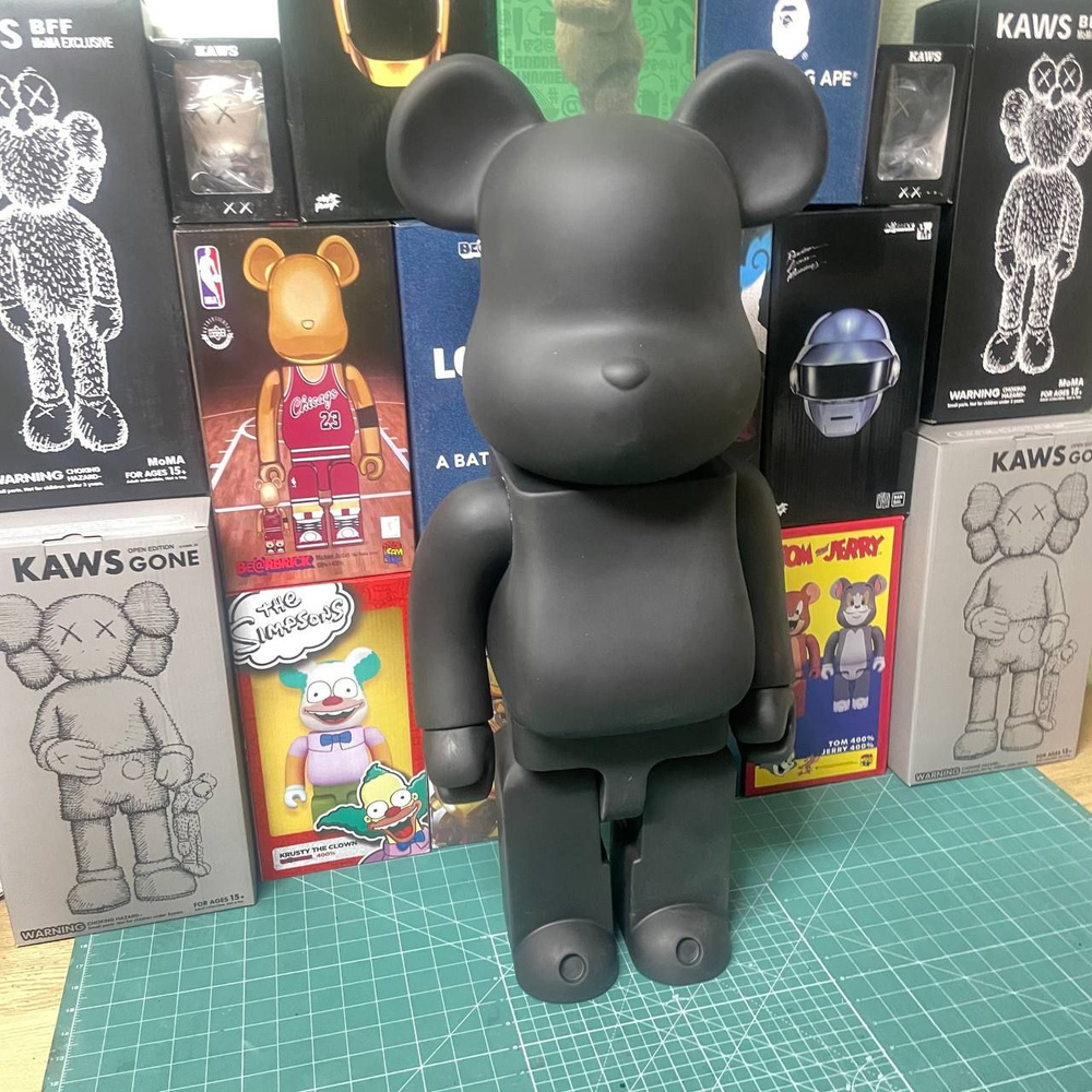 Фигурка Bearbrick Черная 70см 1000% - купить с доставкой по выгодным ...