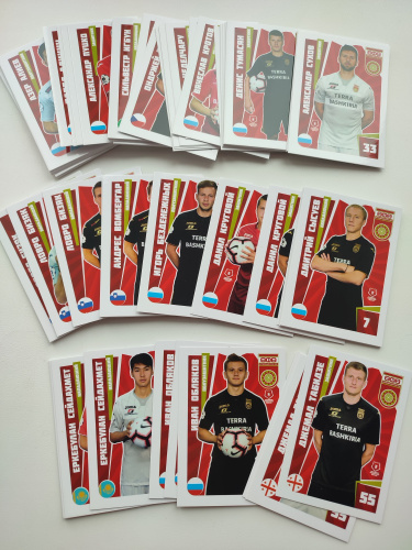 футбольный рынок коллекционных карточек