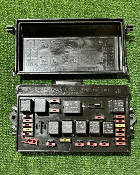 Блок реле и предохранителей (монтажный блок) стар. обр. для Ваз 2108 ...