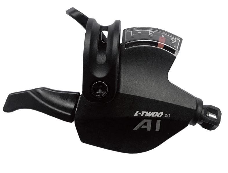 Шифтер правый L-TWOO A1 6ск., 2:1, Shimano совместим, Кабель со сверхнизким трением, Индикатор передачи Шифтер правый L-TWOO A1 6ск., 2:1, Shimano совместим, Кабель со сверхнизким трением, Индикатор передачи