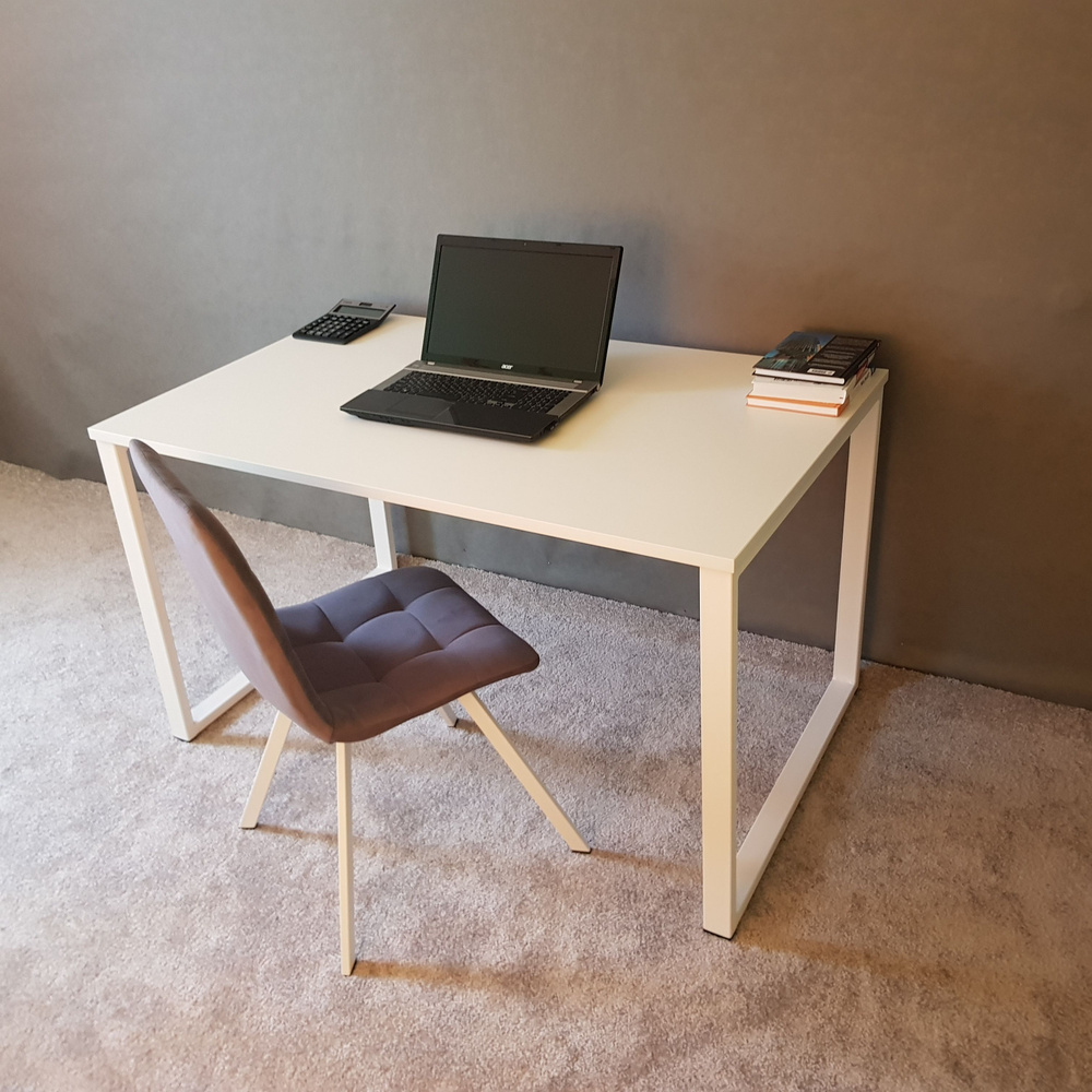 Компьютерный стол 140 см белый