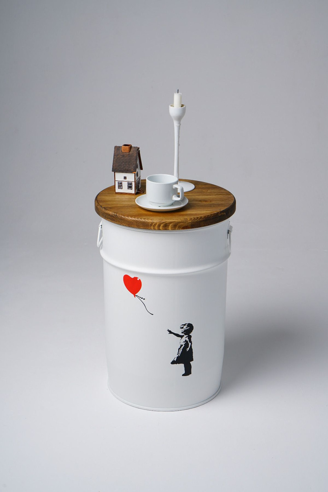 Тумба Starbarrel Бочка декоративная_girl with a ball wood_Starbarrel ...