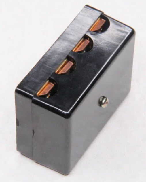 Щиток предохранителей Урал - купить по низким ценам в интернет-магазине ...