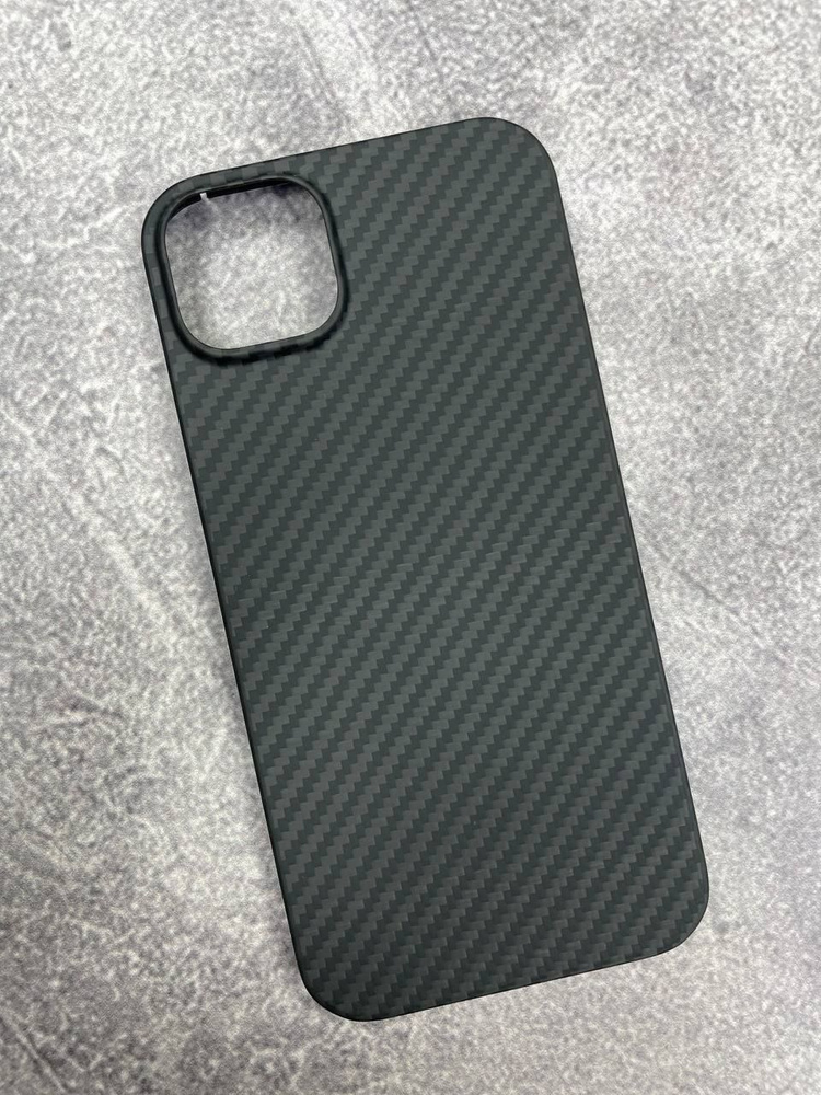 Карбоновый чехол для iPhone 14 Plus с поддержкой MagSafe (арамидовое ...