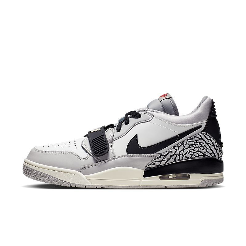 Кроссовки Nike Air Jordan 3 #1