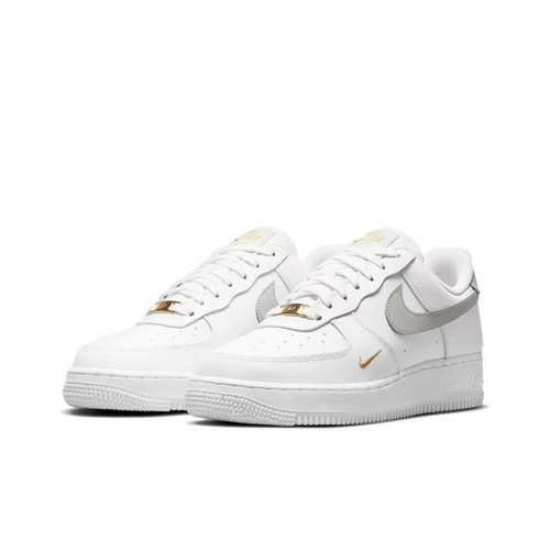 Nike Air Force 1 07 OZON