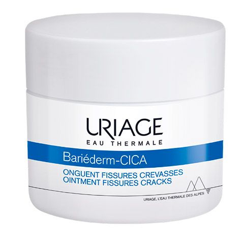 Порно: Қарт адам өзінің қожайынына трахает