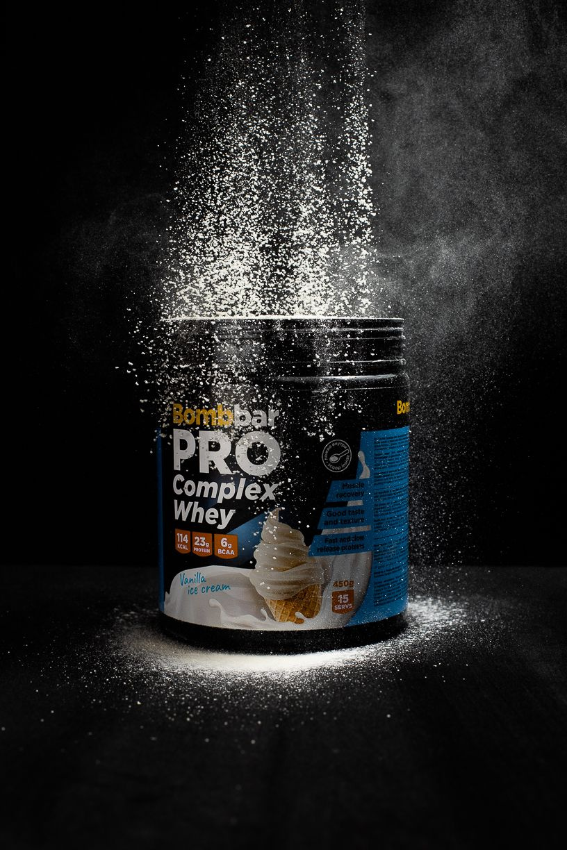 Bombbar Pro Complex Whey Многокомпонентный протеин "Клубника", 900г ...