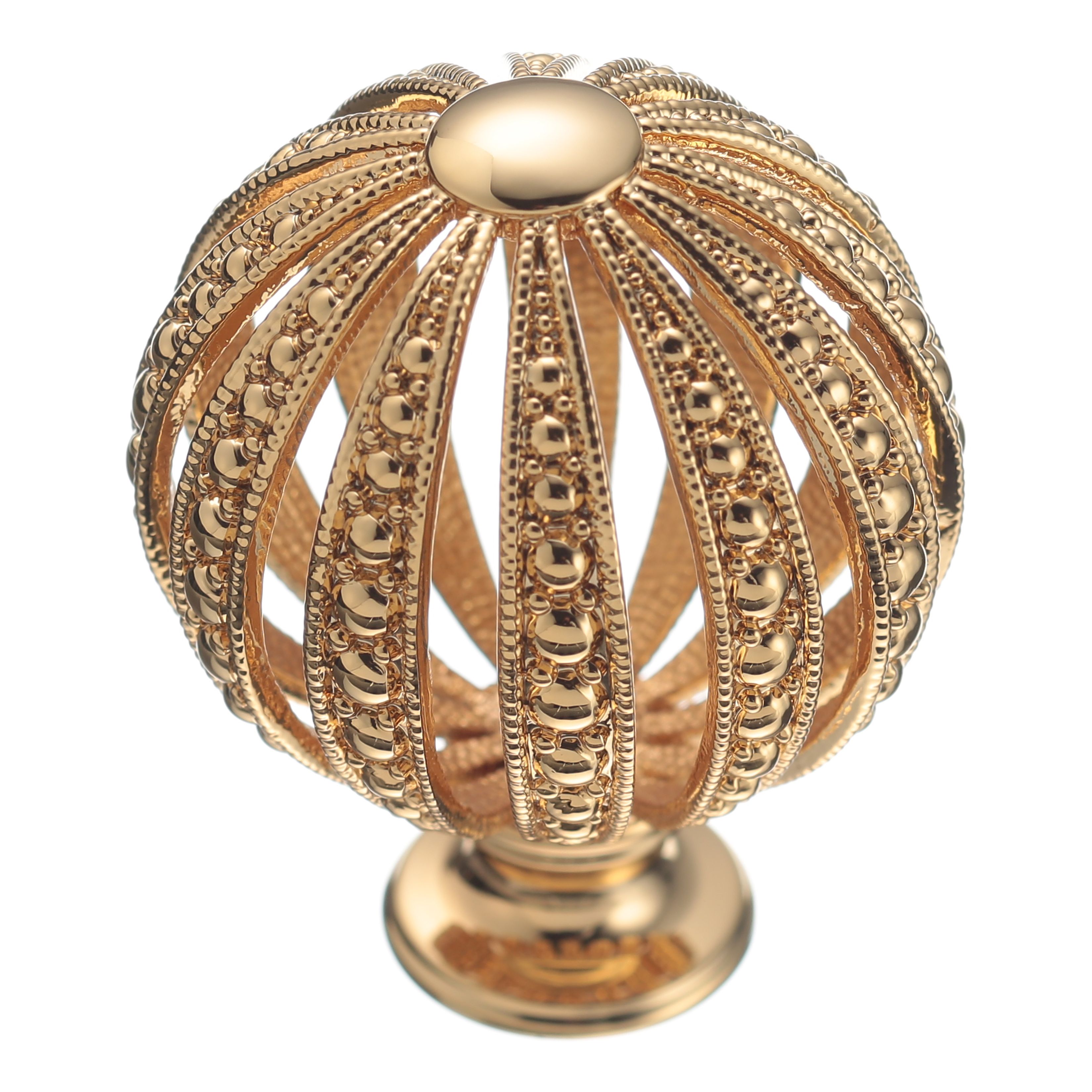 Эволюция мебельной ручки-кнопки: от роскоши к массовому удобству