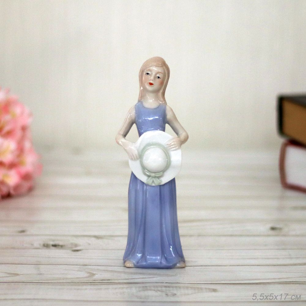 Статуэтка Дама, фарфор, 18 см