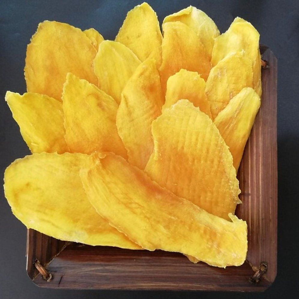Лепестки манго сушеные. Манго сушеное натуральное King. Манго вяленый натуральный Кинг, Вьетнам. Манго сушеное 0,2. Манго сушеное Тайланд.