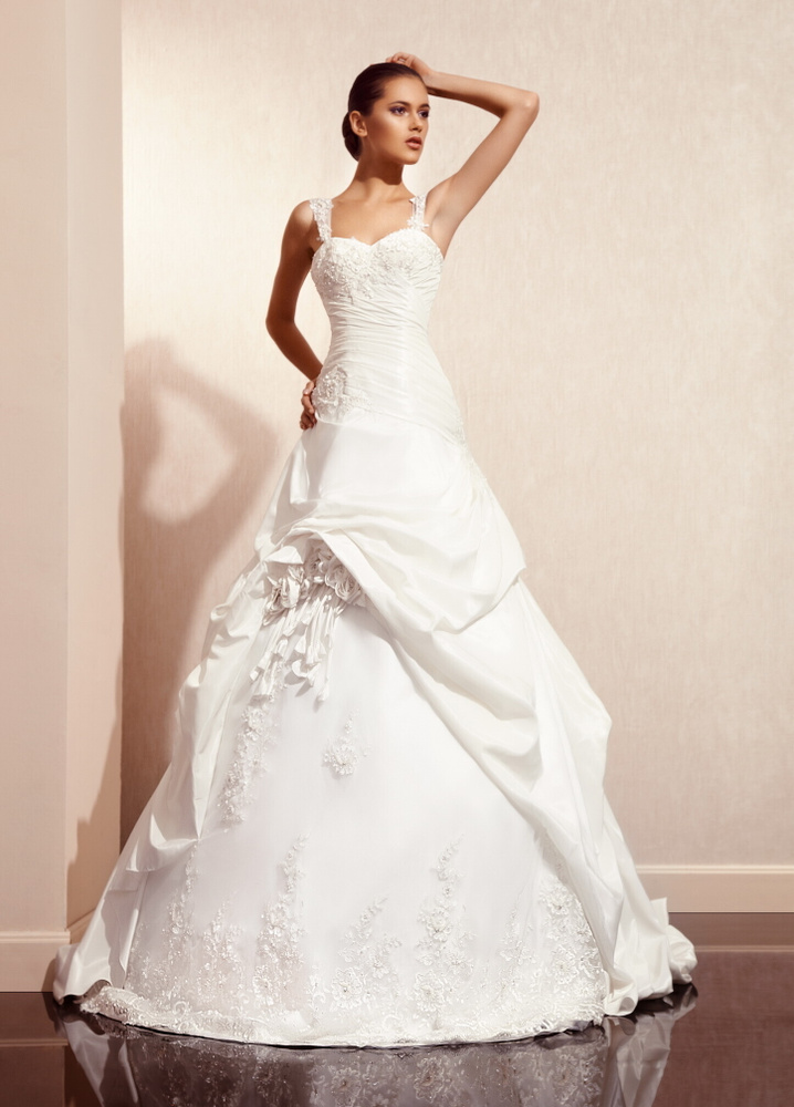 Платье свадебное AMOUR BRIDAL Уцененный товар #1