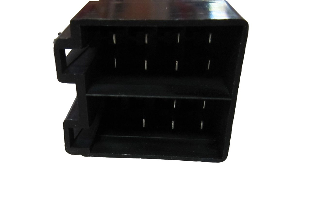 Разъем для автомагнитол "Евро" ISO сдвоенный штекер акустика+питание ...