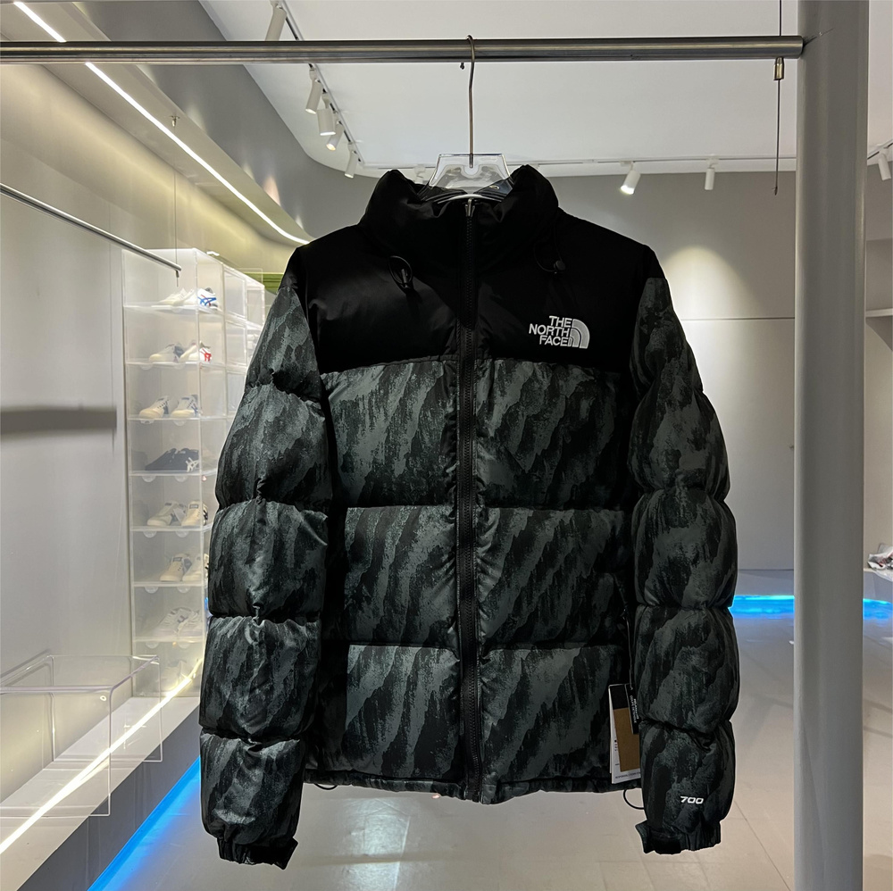 Пальто пуховое The North Face M 1996 Retro Nuptse Jacket #1