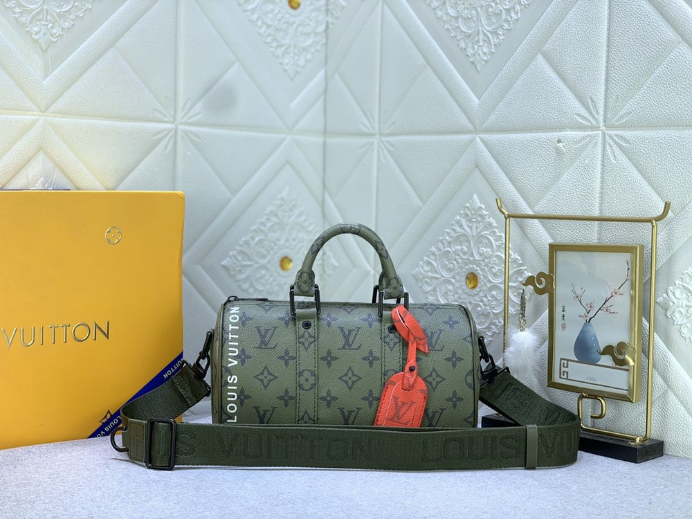 Louis Vuitton Сумка на плечо мешок #1