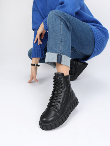 Ботинки женские зимние кожаные на натуральном меху купить в  интернет-магазине OZON