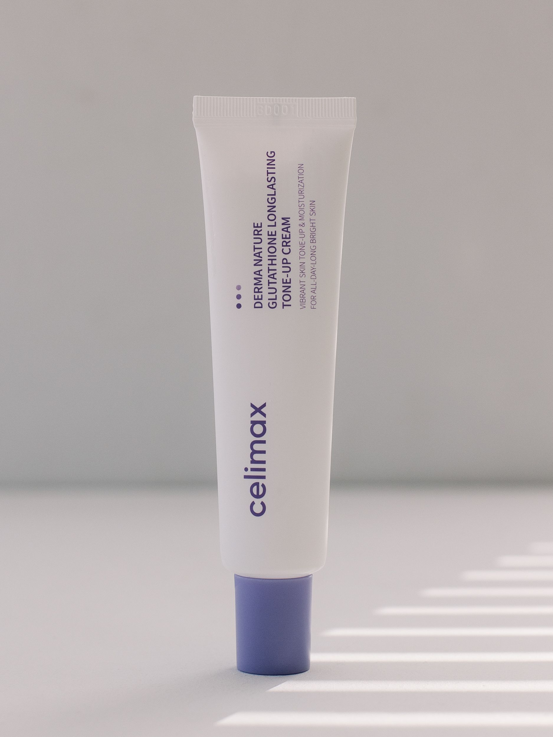 Celimax Профессиональный, осветляющий крем c глутатионом Derma Nature  Glutathione Longlasting Tone-Up Cream, 35ml