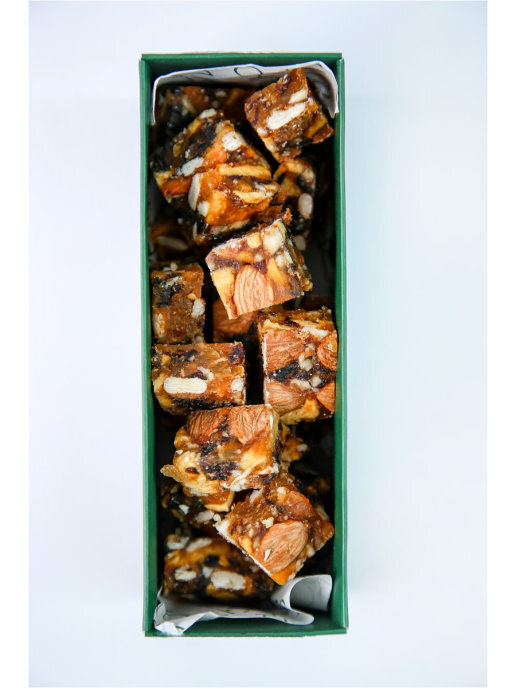 Конфеты из сухофруктов с орехами ручной работы - купить с доставкой по ...