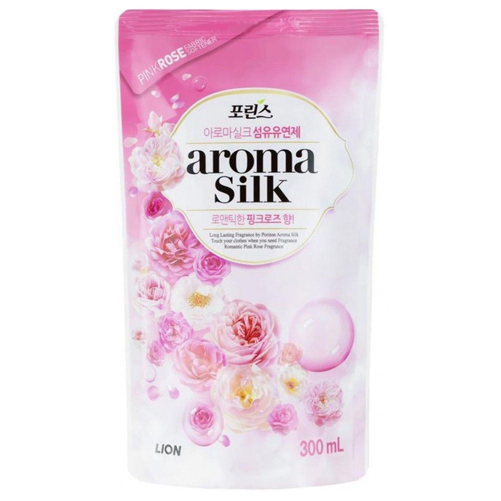 LION Кондиционер для белья AROMA CAPSULE с ароматом розы 300 мл #1