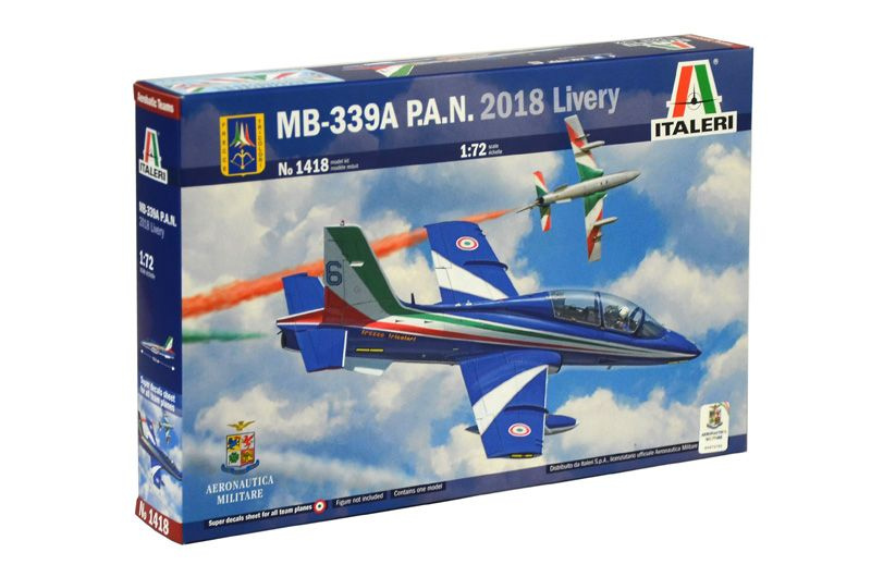 Сборная модель самолета / Модель для сборки Italeri / Учебно-боевой самолет MB.339A в ливрее P.A.N. 2018 #1