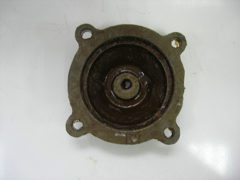 Крышка картера компрессора задняя ЗИЛ-130 - ЗИЛ арт. Крышка компрессора ...