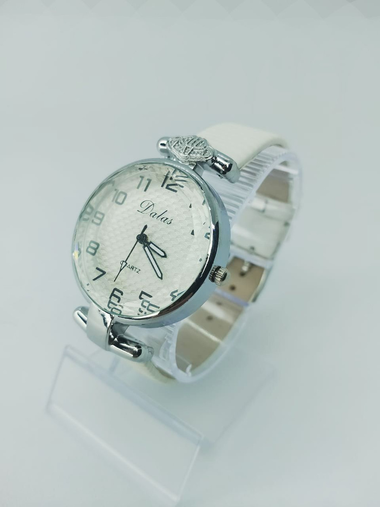 Наручные женские белые часы - купить с доставкой по выгодным ценам в интернет-магазине OZON (1001770587)