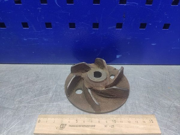 Крыльчатка водяного насоса КамАЗ (чугун) (740.1307032-10) - Альянс арт ...